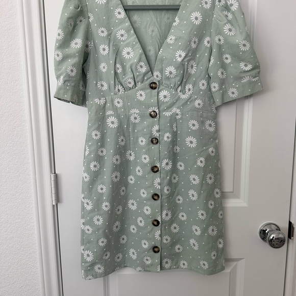 ruby sees Dresses & Skirts - Ruby Sees Button-Down Daisy Polka Dot Dress